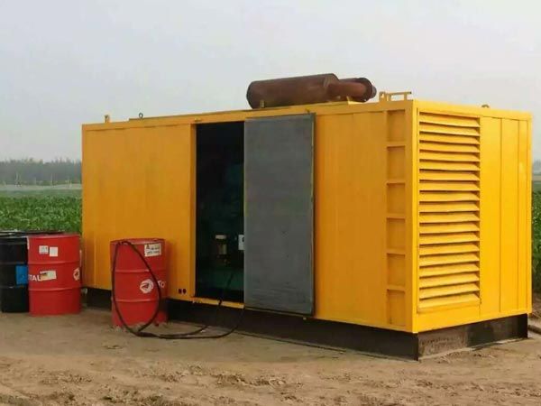 新巴尔虎右安装新的水冷式机油散热器密封件有哪些注意事项？