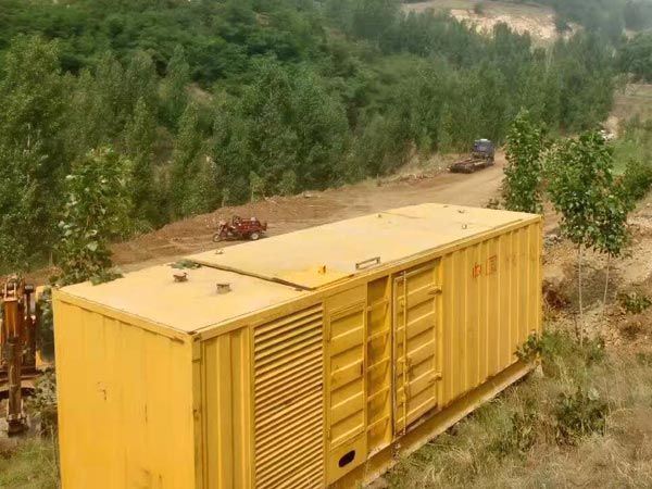 新巴尔虎右柴油发电机组冬季日常维修注意事项？